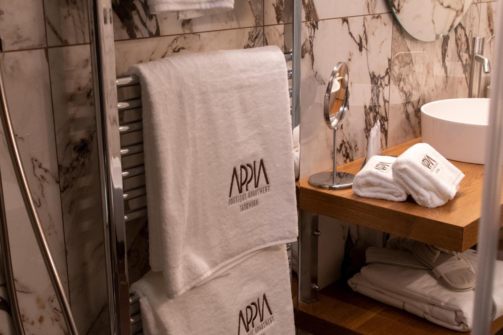 Appia Boutique Apartment Taormina Luaran gambar